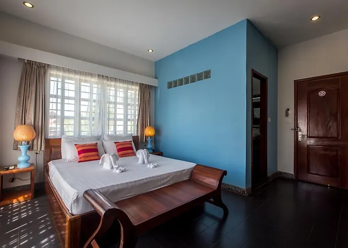 Hotel Baby Elephant Boutique